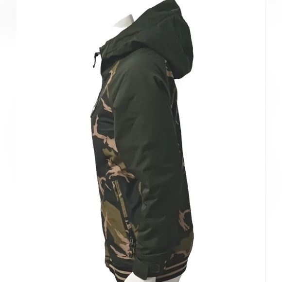 Burton Boys Gameday Jacket Size L. - Picture 3 of 14